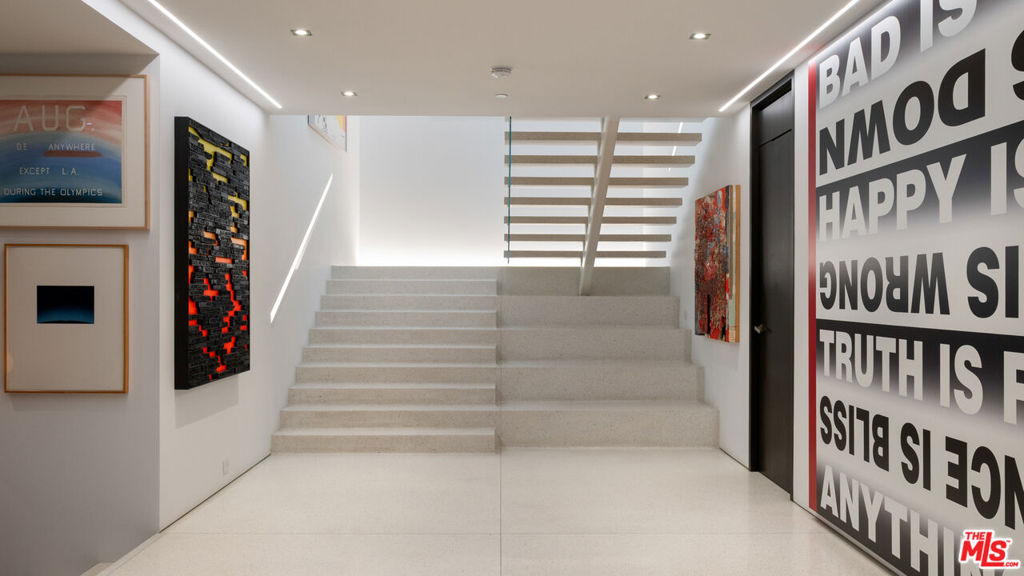 MLS #25586149 img 20