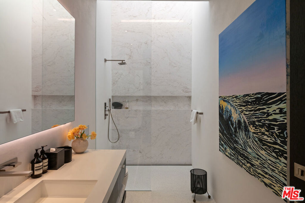 MLS #25586149 img 25