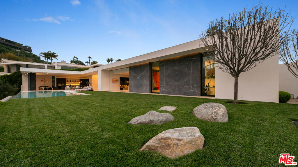 MLS #25586149 img 27