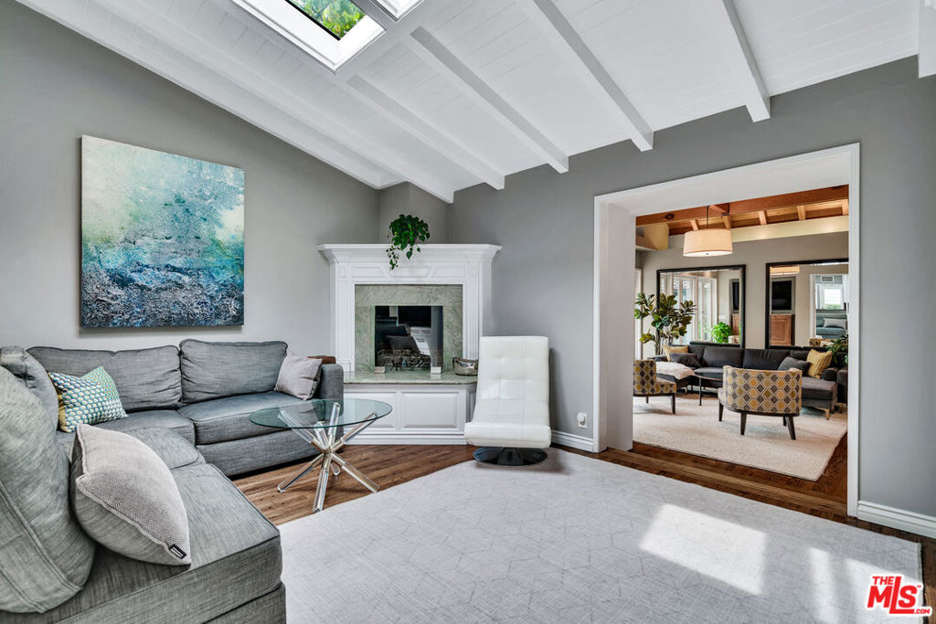 MLS #25586219 image #18