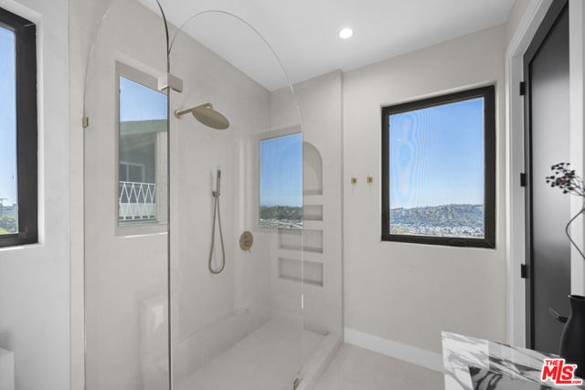 MLS #25586651 image #24