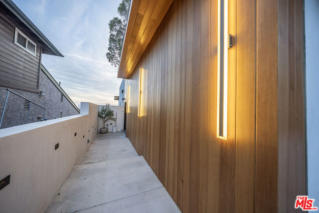 MLS #25586651 image #34