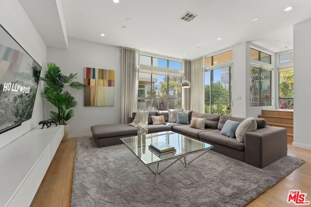 MLS #25587121 image #2