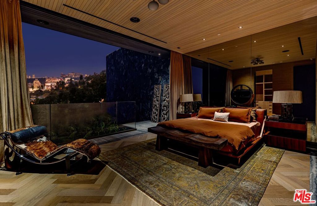 MLS #25587213 image #22