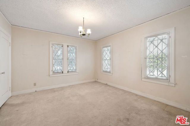 MLS #25587375 image #23