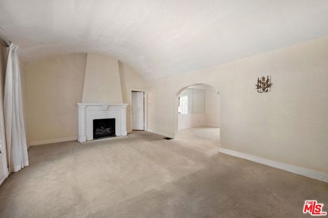 MLS #25587375 image #4