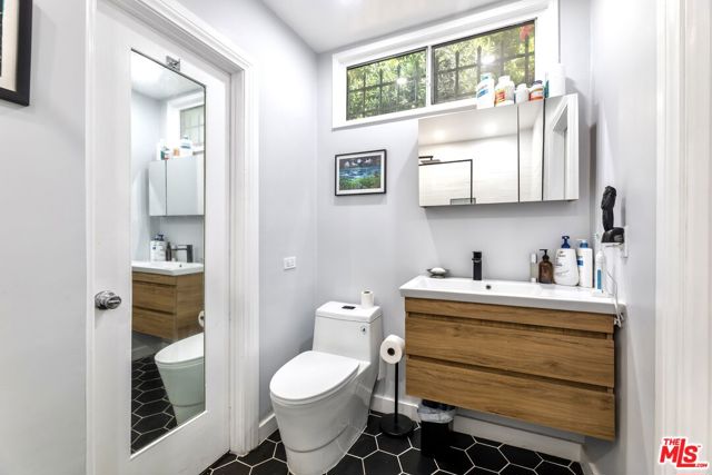 MLS #25587405 image #16