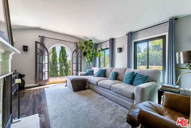 MLS #25587405 image #2