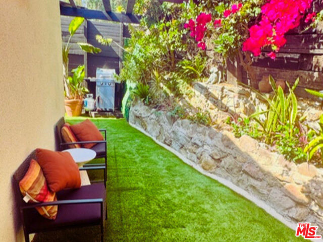 MLS #25587405 image #22