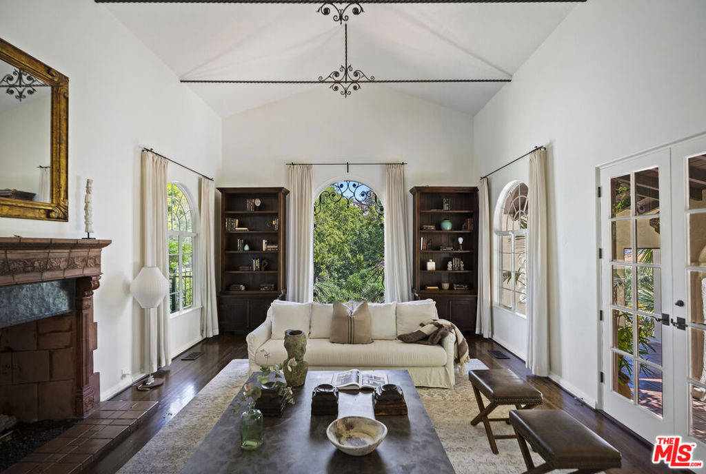 MLS #25587505 image #10