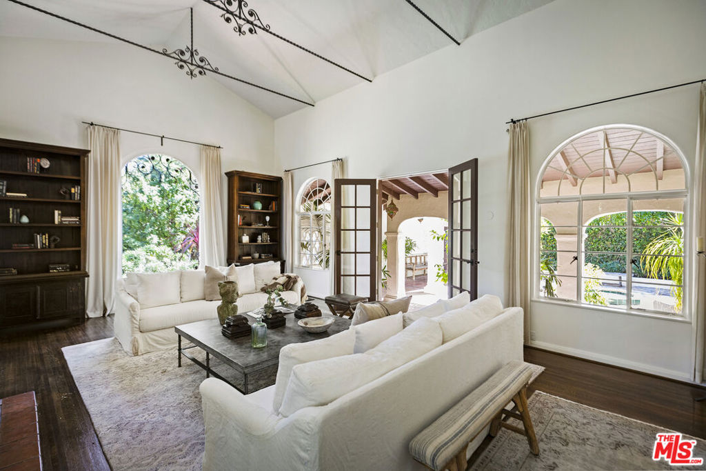 MLS #25587505 image #11