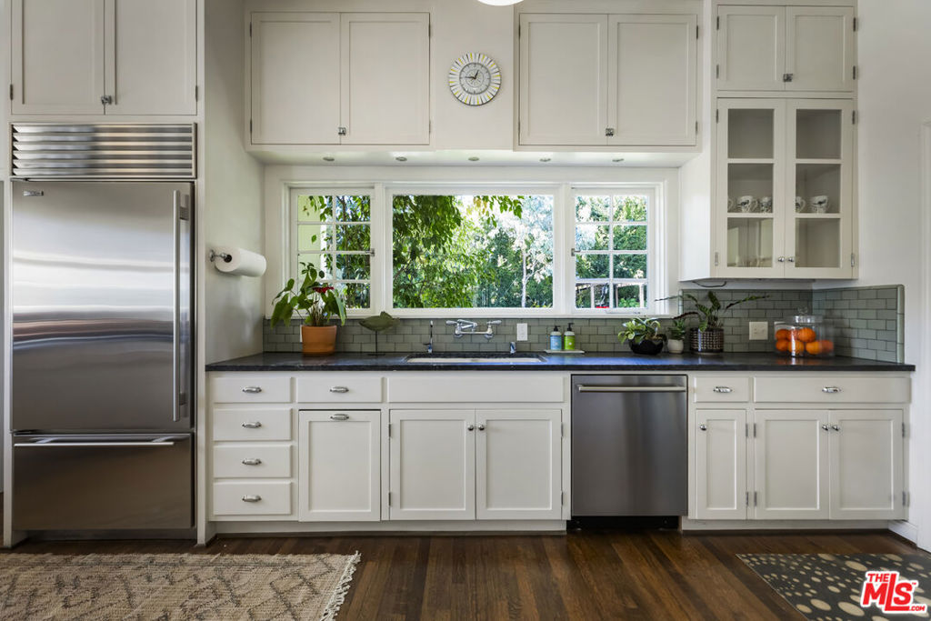 MLS #25587505 image #21