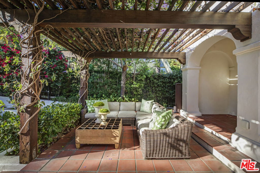 MLS #25587505 image #24