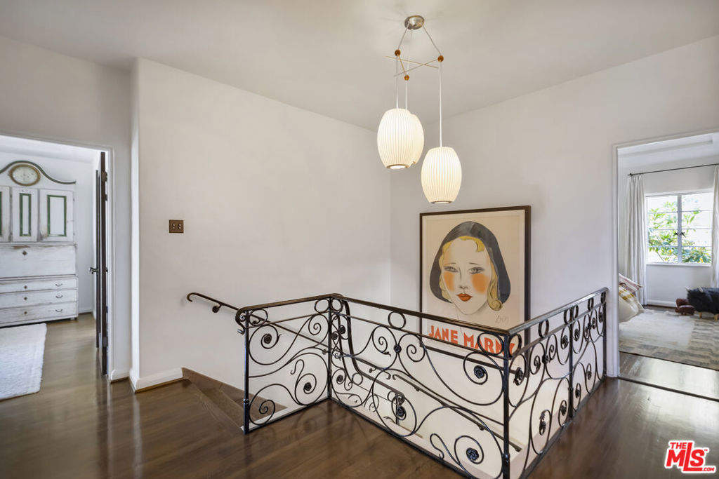 MLS #25587505 image #32