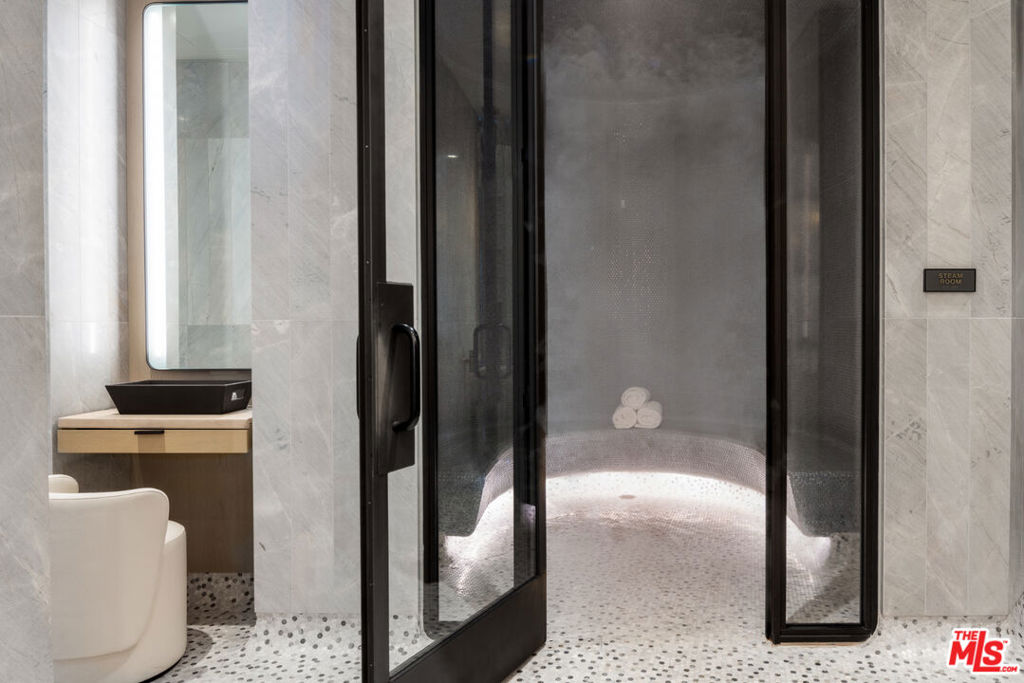 MLS #25587913 image #19