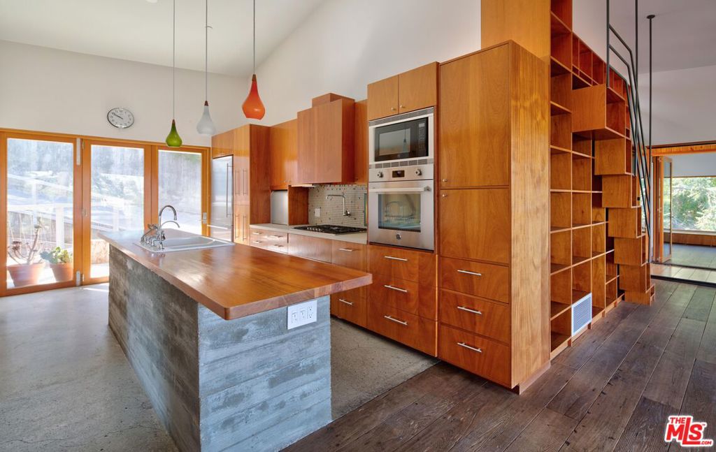 MLS #25588171 image #10