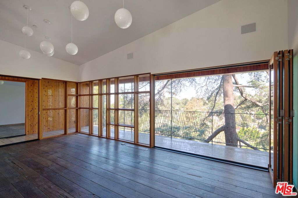 MLS #25588171 image #11