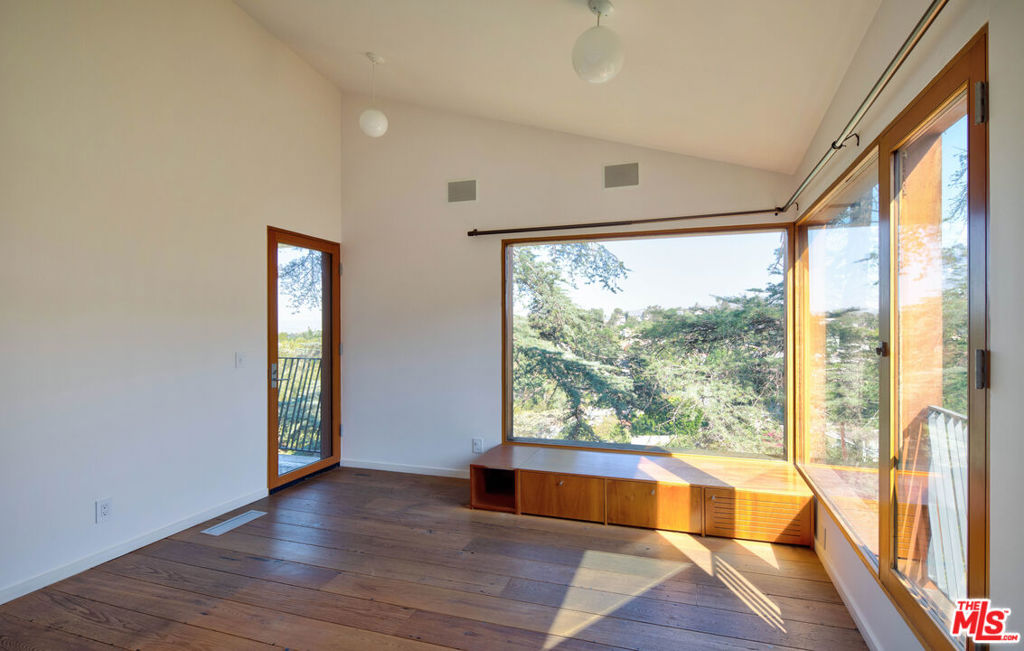 MLS #25588171 image #19