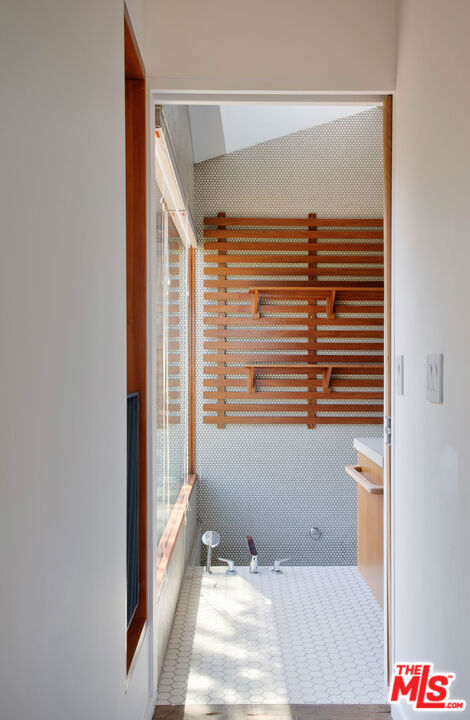 MLS #25588171 image #29