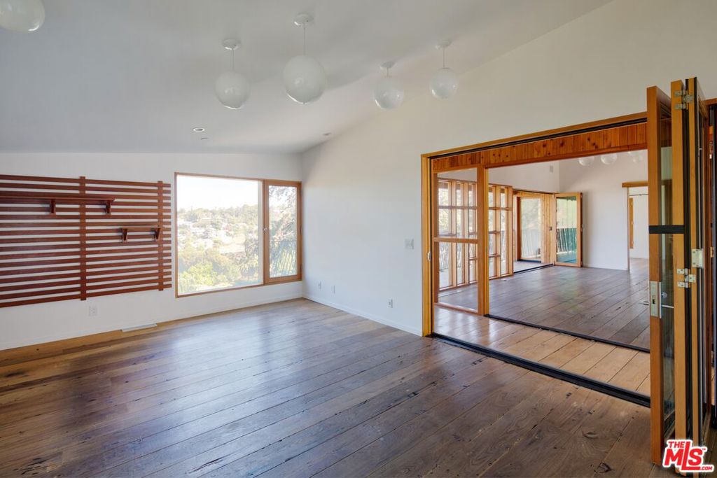 MLS #25588171 image #37