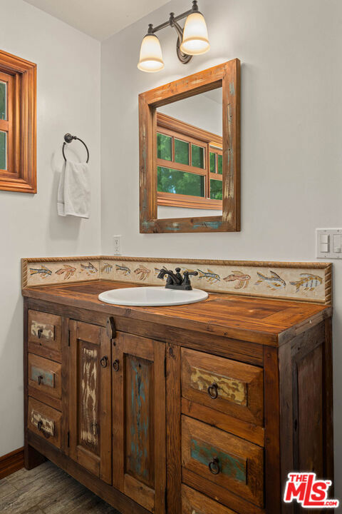 MLS #25589151 image #17