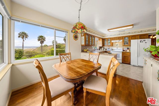 MLS #25589275 image #14