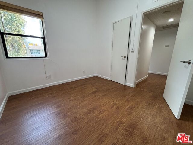 MLS #25589357 image #12