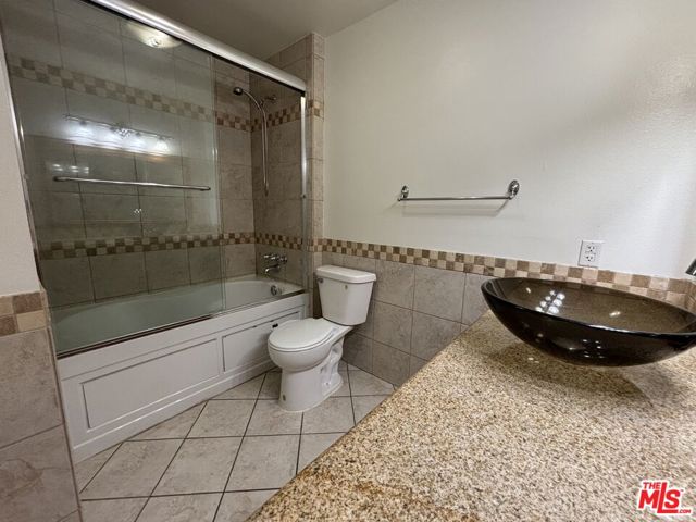 MLS #25589357 image #16