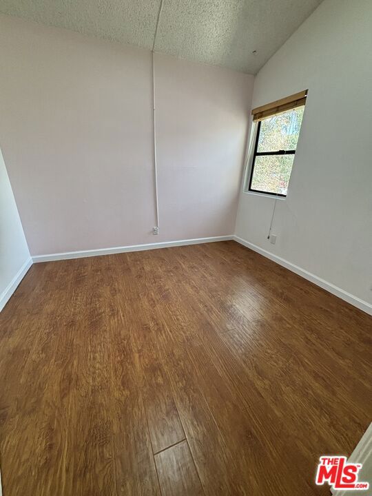 MLS #25589357 image #19