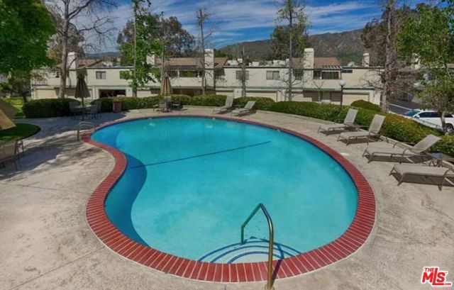 MLS #25589357 image #24