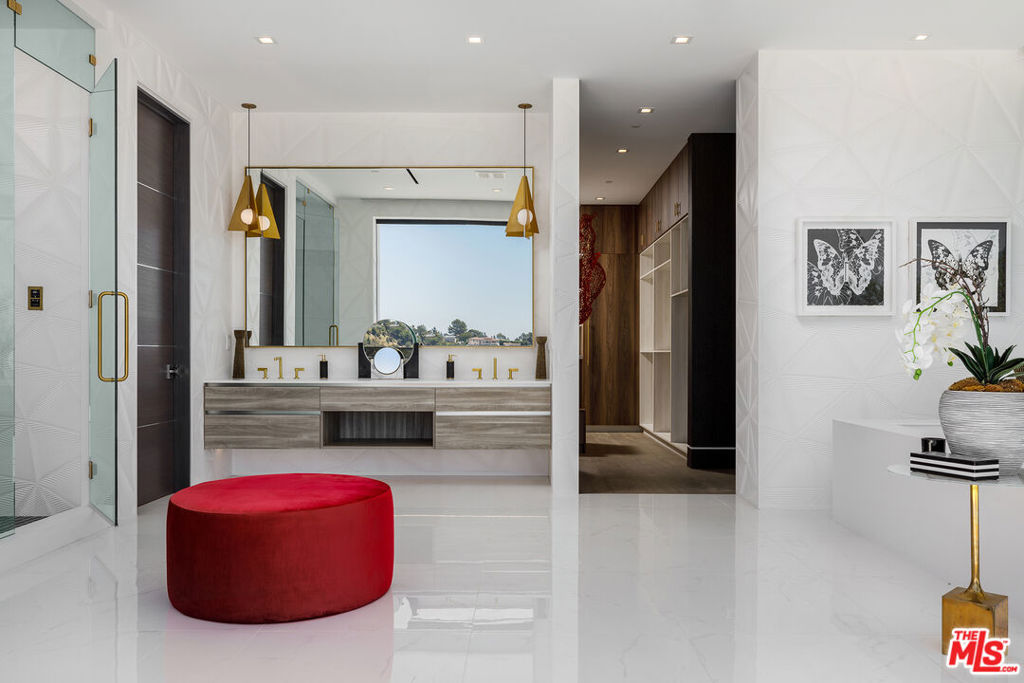 MLS #25589509 image #19