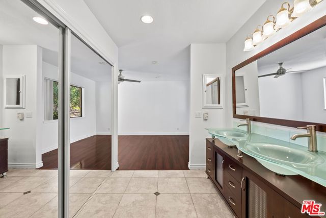 MLS #25589579 image #9