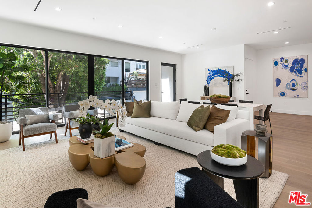 MLS #25589651 image #1