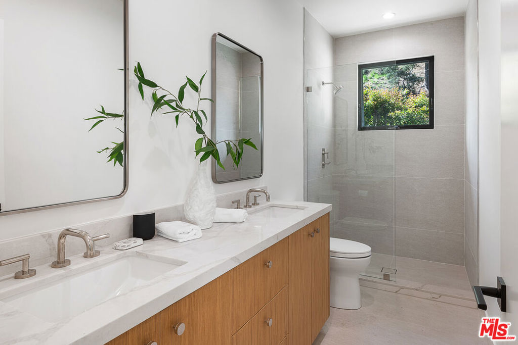 MLS #25589651 image #11