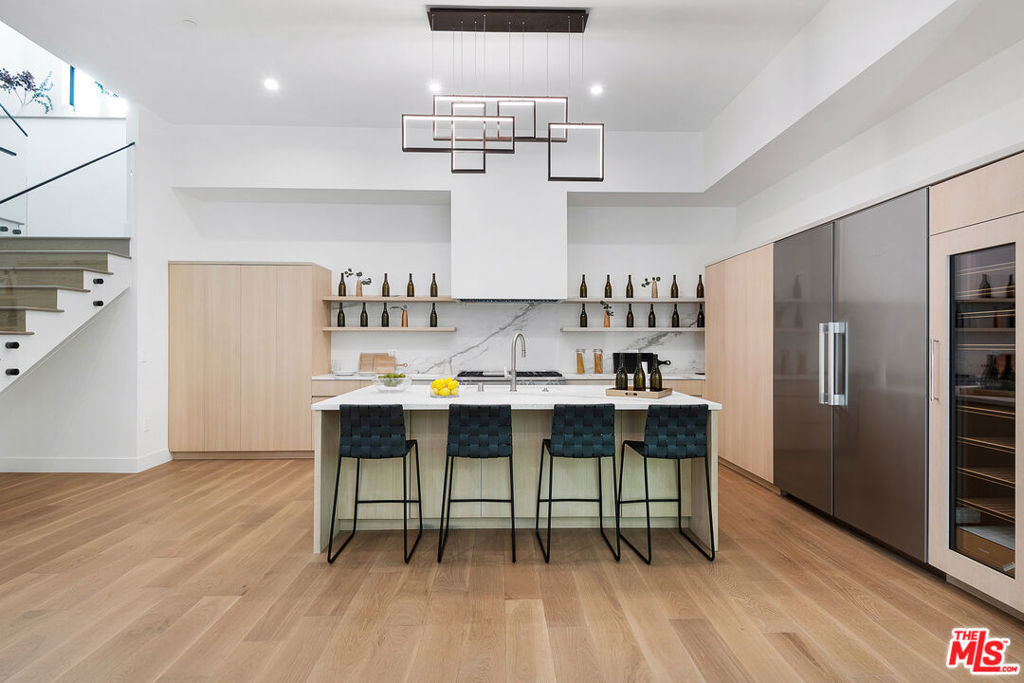 MLS #25589651 image #2