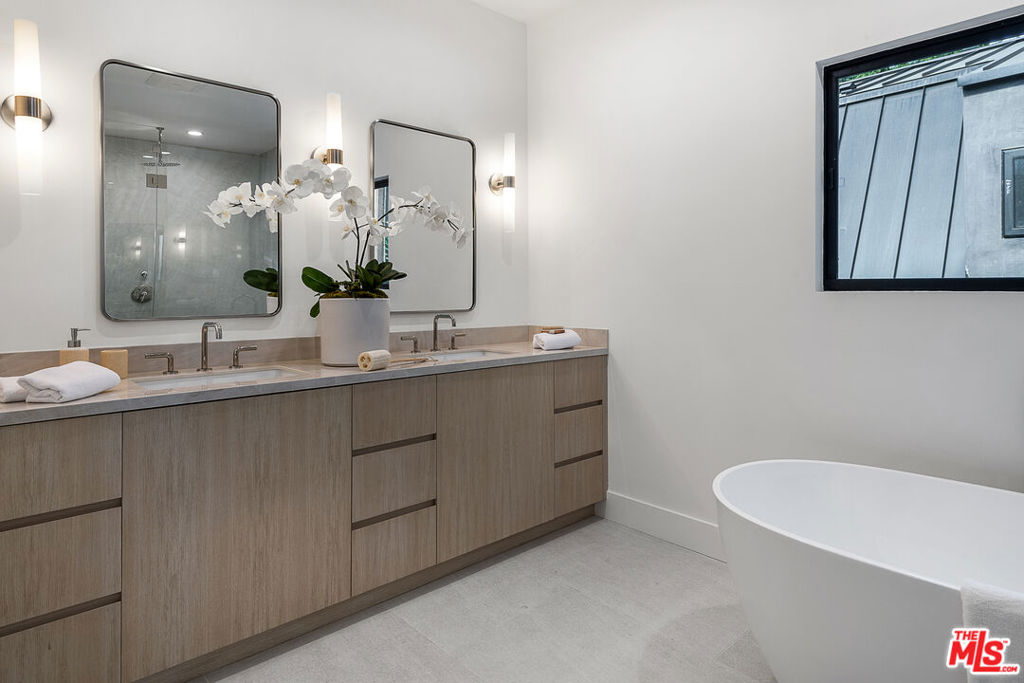 MLS #25589651 image #7