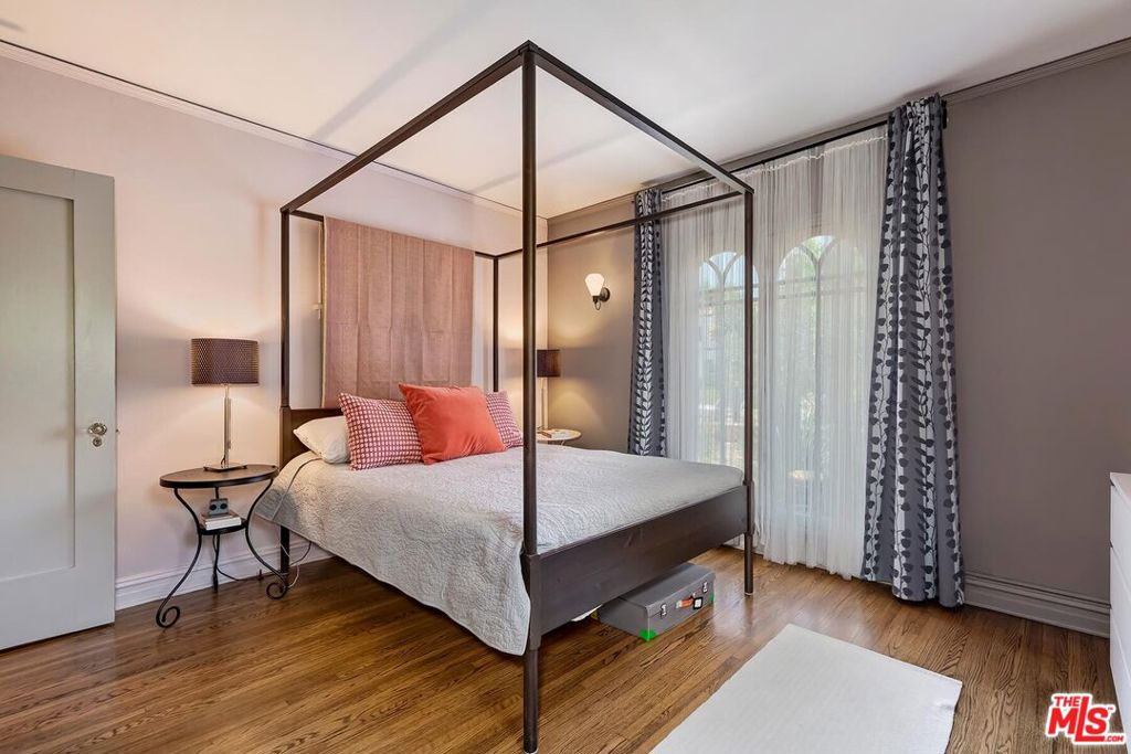 MLS #25591039 image #20