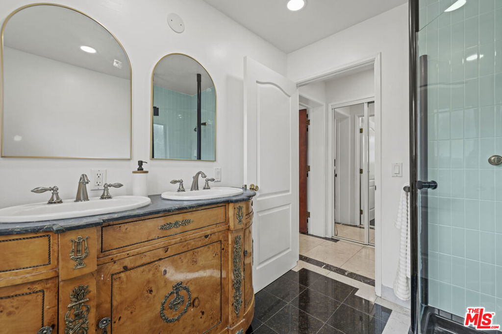 MLS #25591823 image #14