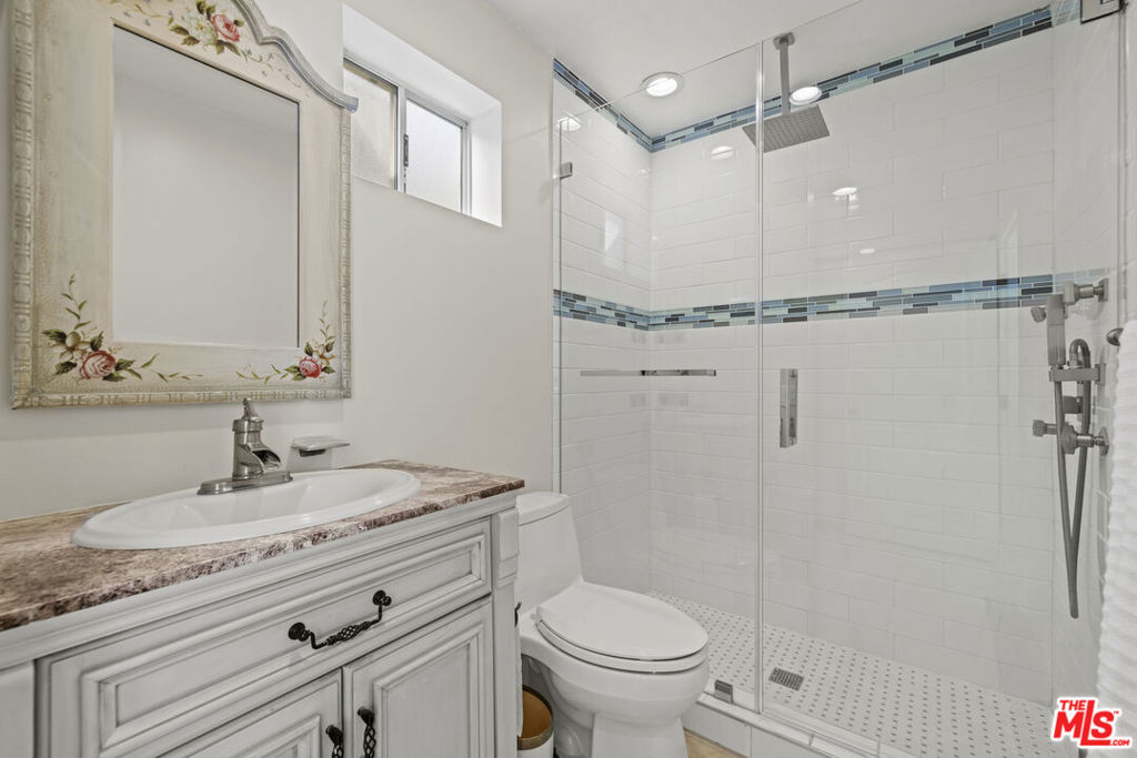 MLS #25591823 image #17