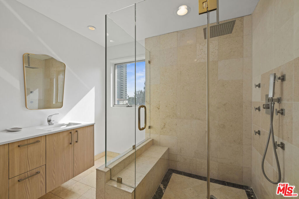 MLS #25591823 image #27