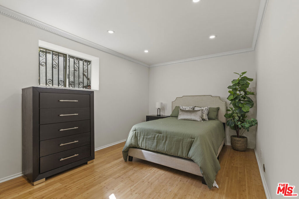 MLS #25591823 image #35