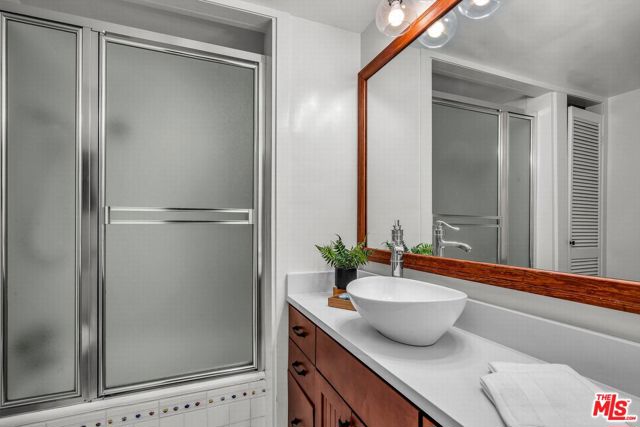 MLS #25592009 image #8