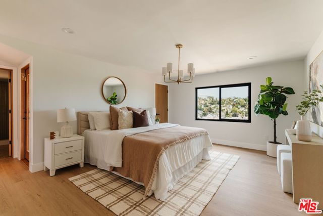 MLS #25592113 image #1