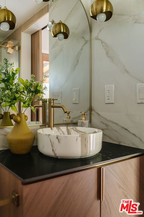 MLS #25592113 image #43