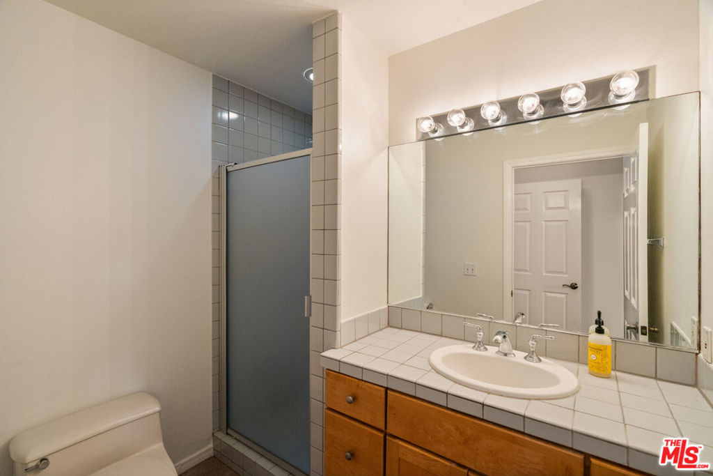 MLS #25592507 image #22