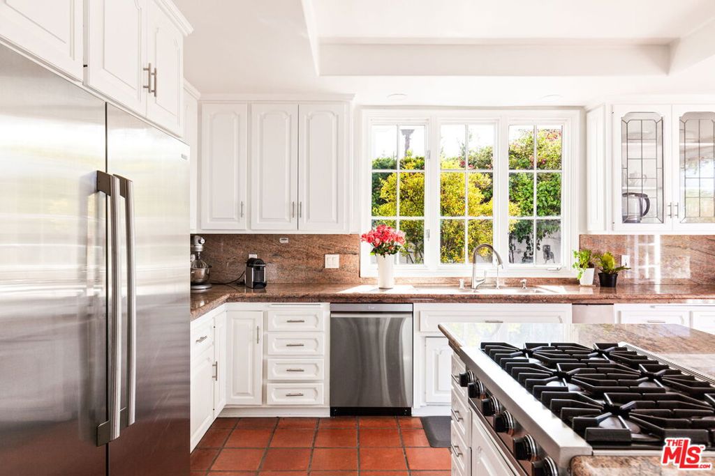 MLS #25592539 image #21