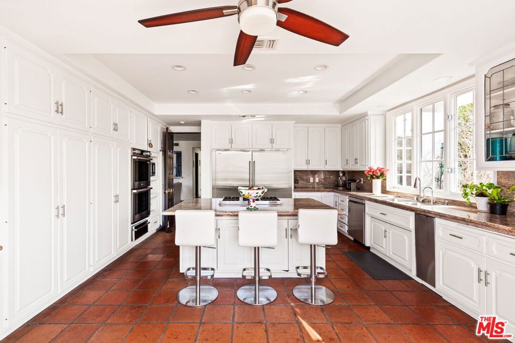 MLS #25592539 image #22