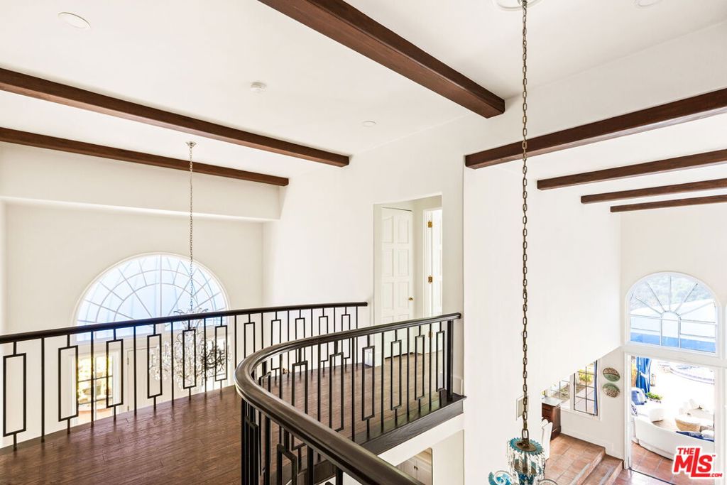 MLS #25592539 image #27