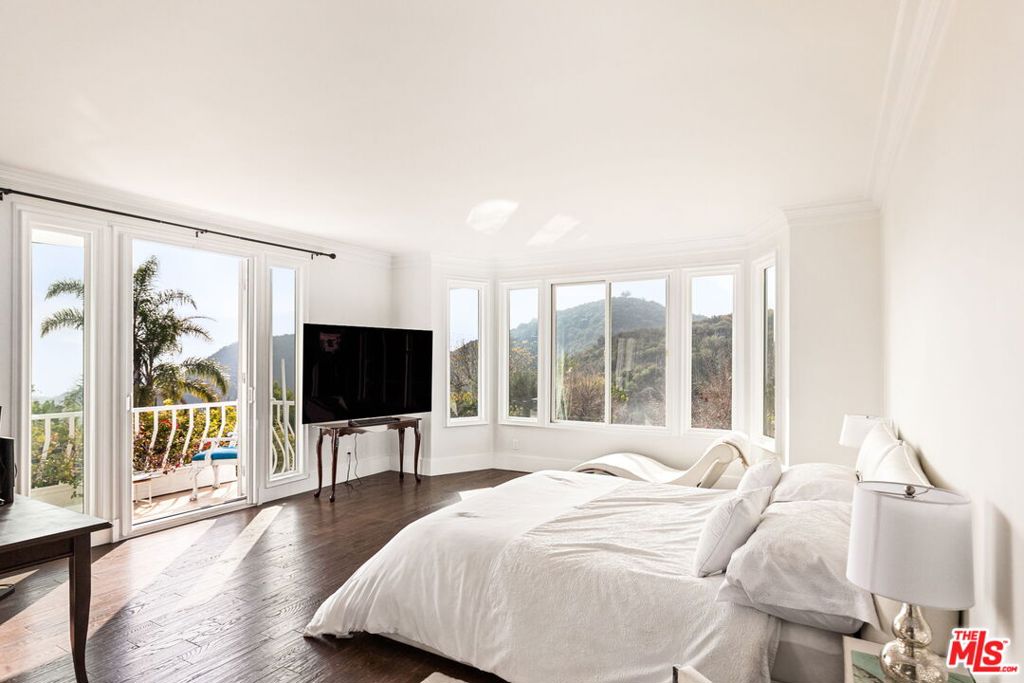 MLS #25592539 image #33