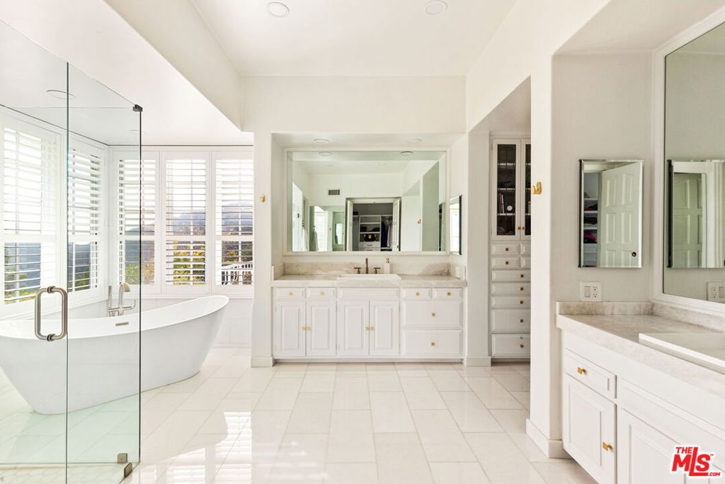 MLS #25592539 image #39